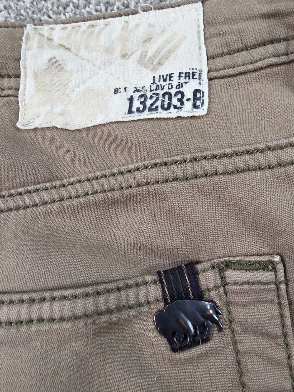 Buffalo David Bitton Fred-x Easy Fit Mens Khaki Straight Pants W32 L32 - Picture 5 of 7